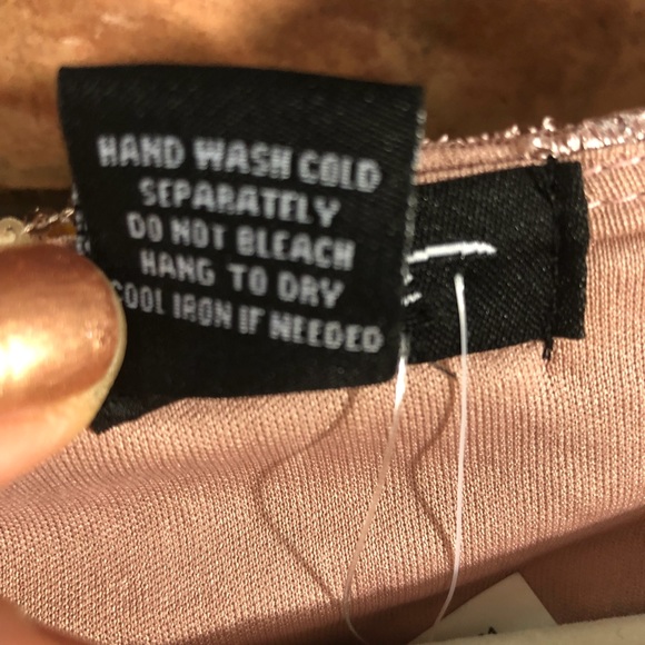 Candalite Lace & Sequin Event Dress.🌹 - Picture 8 of 8